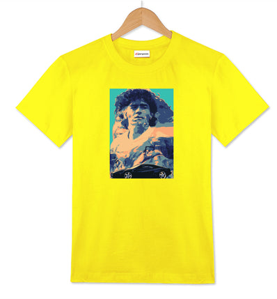 El Pibe en black T-shirt